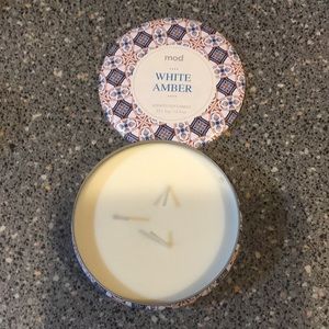 MOD “WHITE AMBER” Scented Soy Candle 3 Wicks